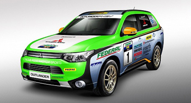 Mitsubishi Outlander PHEV  стартует в Asian Cross Country Rally 2014